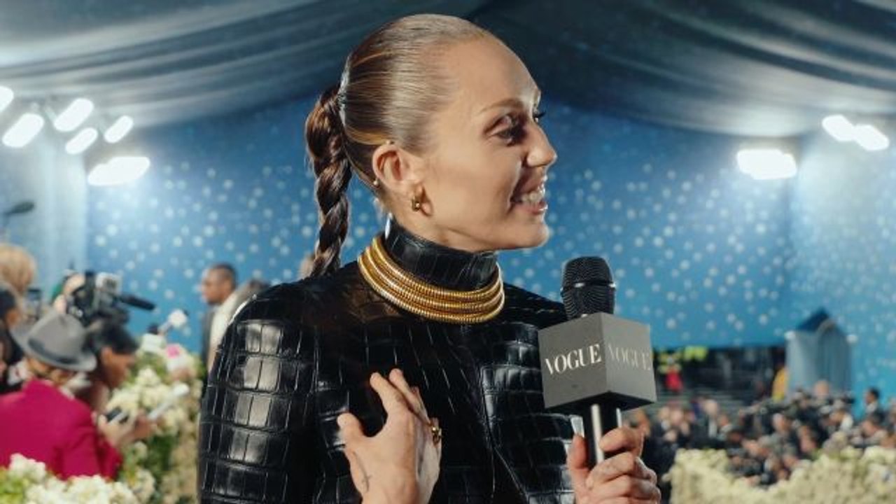 Miley Cyrus Can’t Wait to See Friends at the Met Gala