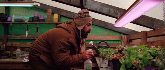 Two Women In Gold | movie | 1970 | Official Trailer