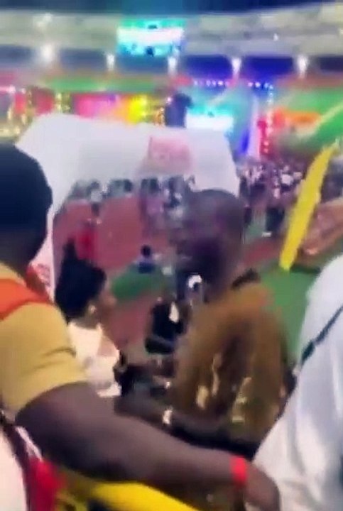 Concert de Didi B : Un influenceur violenté (VIDEO)