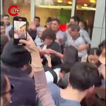 İTÜ’de öğrencilerin rektör eylemine ÖGB müdahalesi Yaralı öğrenciler suç duyurusunda bulundu.