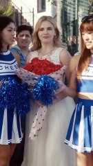 Female CEO Evelyn meets a brave young boy Daniel and sparks of love.