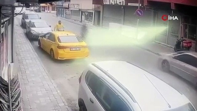 Ataşehir’de 444 güvenlik kamerası incelenerek kapkaçı yakalandı