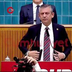 Özgür Özel Meclis Grup Toplantısı'nda konuşuyor: Cevabımızı yarın Beyazıt'ta vereceğiz!