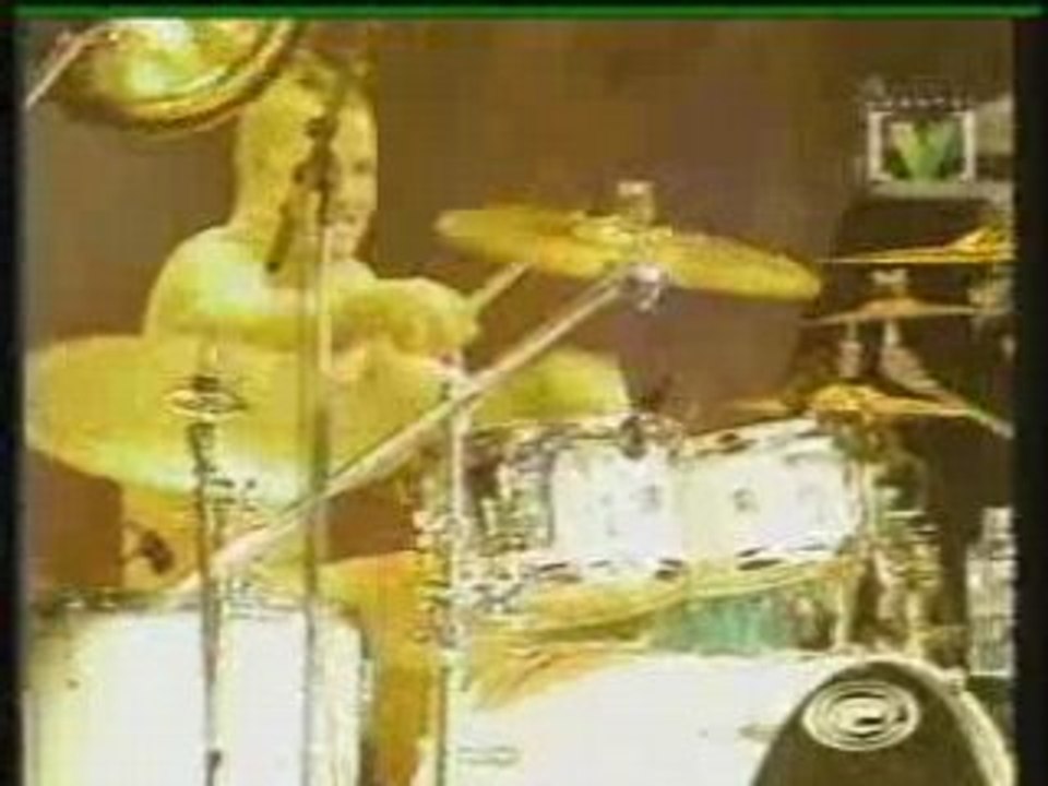 No Doubt - Just A Girl (Live in Brisbane, Australia 2000)