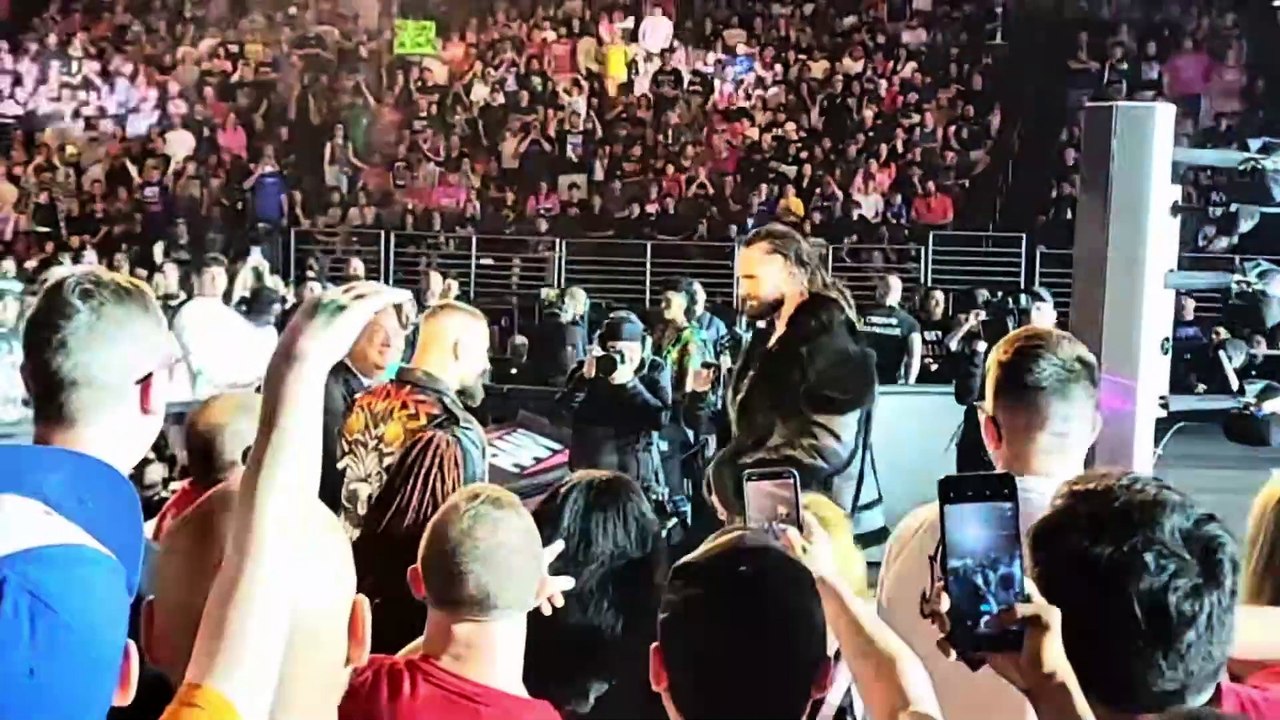 Seth Rollins vs Jey Uso Full Match - WWE Raw 5/5/25