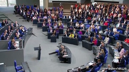 Dopo il voto fallito su Merz, Scholz resta cancelliere ad interim