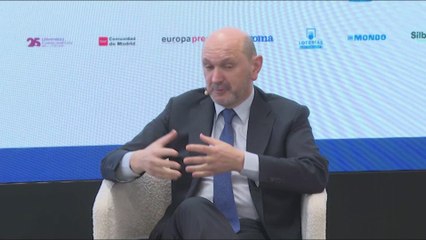 Louzán habla de la violencia contra los árbitros y la necesidad de una evolución en el modelo