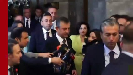 Özgür Özel’den ‘diploma’ yanıtı: “Yarın sildikleri yerden yanıt vereceğiz”