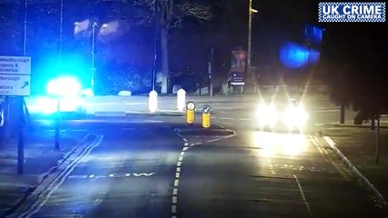 Driver smashes into traffic lights during chase