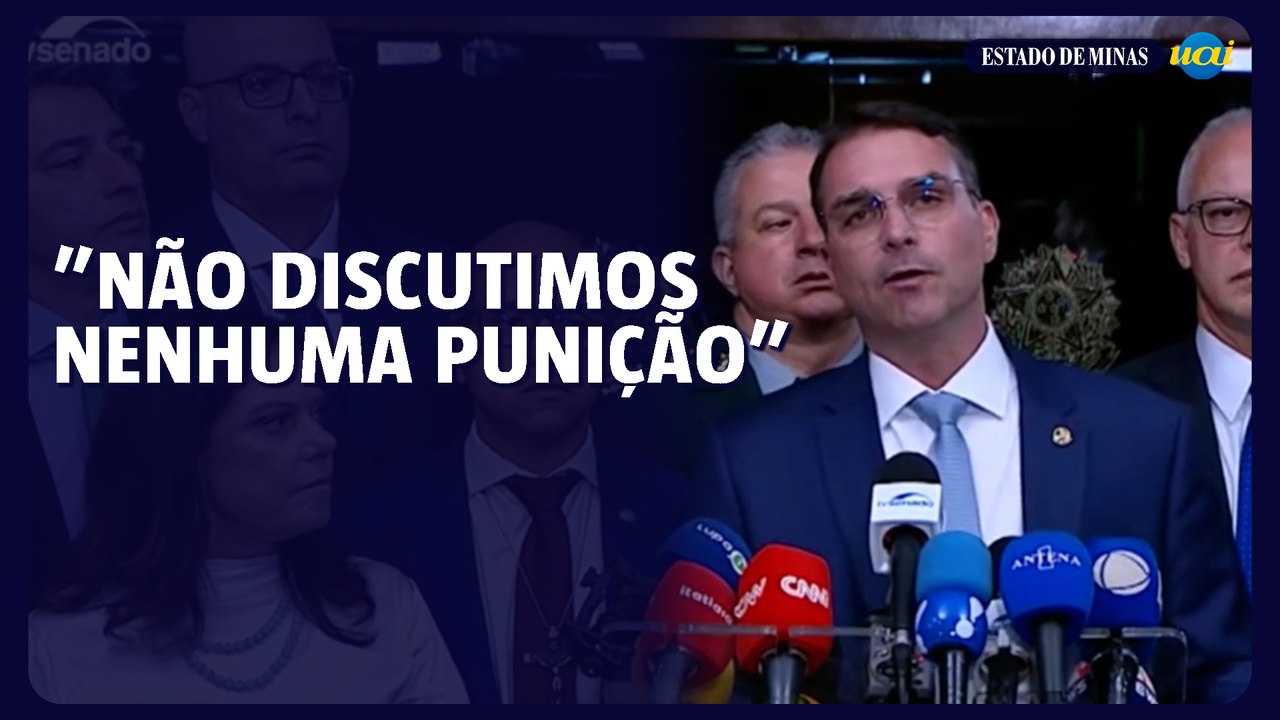Flávio Bolsonaro desmente irmão e diz que não discutiu punições contra Moraes em reunião