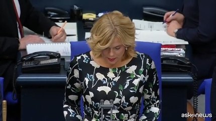 Applausi (e sollievo) per Merz eletto cancelliere al secondo turno