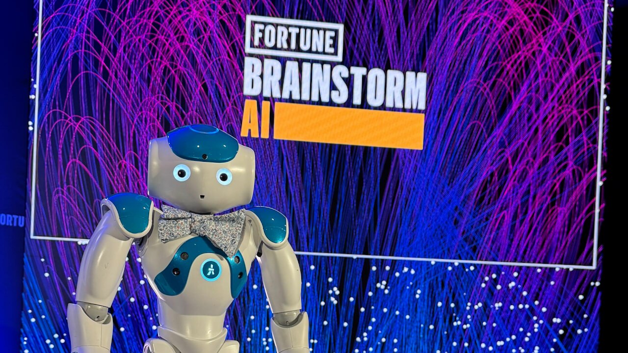 Meet A.L.Ex, Improbotics's comedy robot