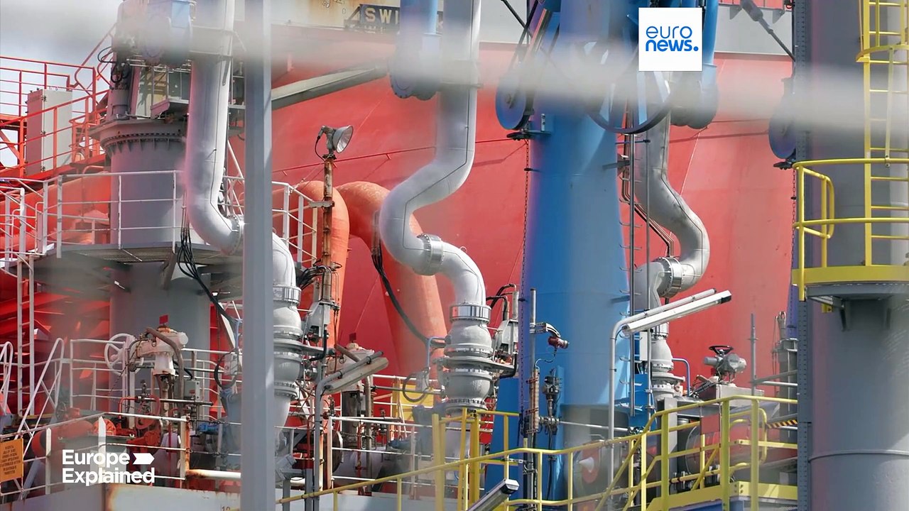 ЕС полностью перестанет закупать российский газ до конца 2027 года – Еврокомиссия