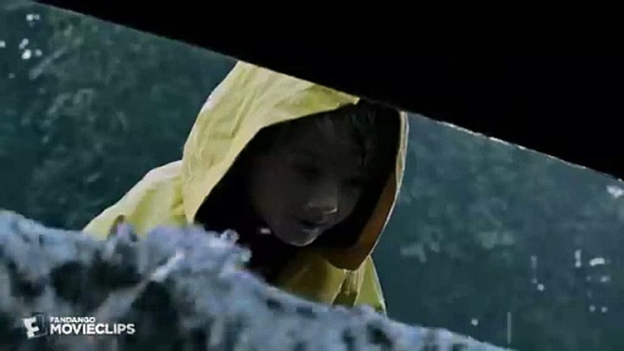 It (2017) - Georgie Meets Pennywise Scene Horror Clips