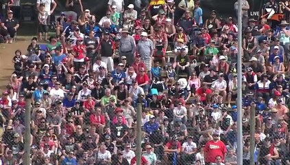 V8 Supercars 2013 - Pukekohe - Race 3