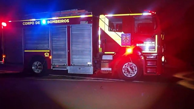 Mulher fica ferida em acidente entre carro e moto na BR-467, em Cascavel