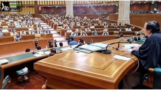 Qamar Zaman Kaira Biography _ History of Political Personality of Pakistan in Urdu & Hindi.mp4