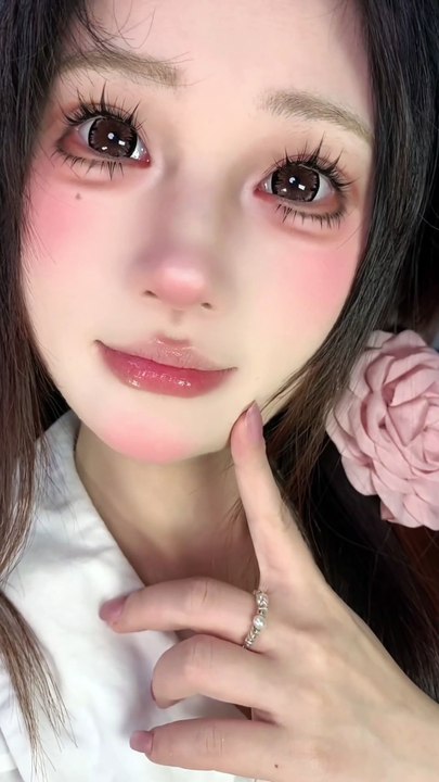 Brown Contacts