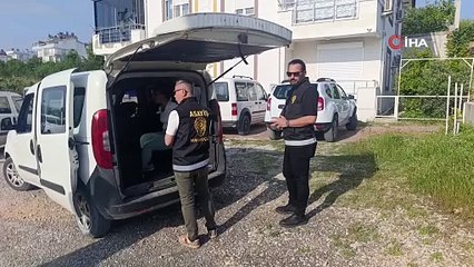 Camiye gelen eski belediye başkanına büyük şok:  Bu sefer ayakkabı değil, otomobil çalındı