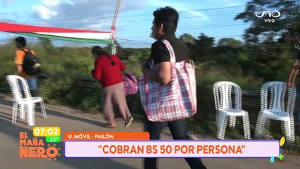 scz um. viajeros afectados por bloqueo en Pailón