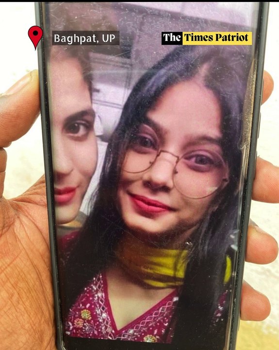 Baghpat: Man Murders Wife Over Suspected Affair, Sits with Body Holding Knife