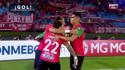 FIESTA ROJA EN URUGUAY: INDEPENDIENTE GOLEA A BOSTON RIVER - MH SPORTS