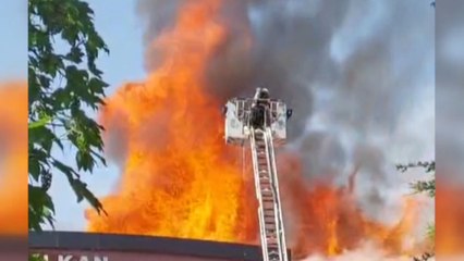 Kocaeli’de lisede korkutan yangın: Öğrenciler tahliye edildi