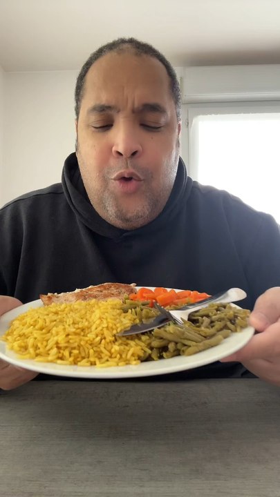 Mon déjeuner pour aujourd’hui  : haricots verts, riz complet, carottes et escalope de dinde #diabete #diabetique #obesite #dejeuner