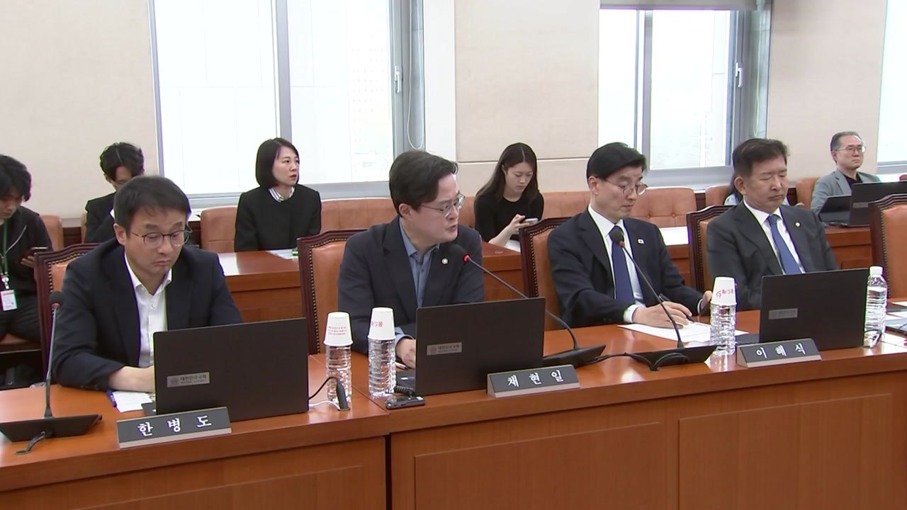 민주, 행안위서 허위사실공표죄 개정안 의결...시행 시 이재명 처벌 불가 / YTN