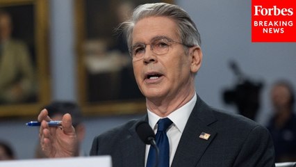 Lawmaker Asks Sec. Scott Bessent Why Treasury Hasn't Submitted Report On China Buying Iranian Oil