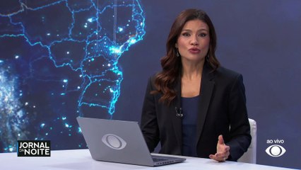 Carro de som é flagrado anunciado atestados médicos em BH