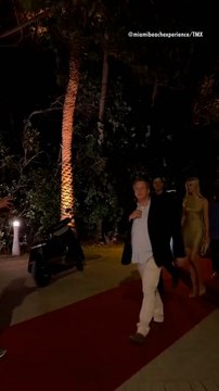 Ivanka Trump's Secret Service Agent Forcefully Shoves Man Who Appeared to Follow Her and Jared to Their Car