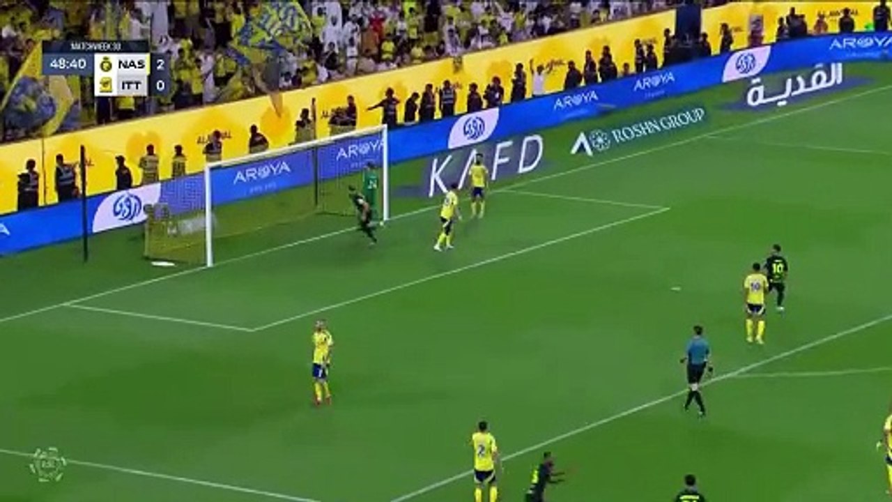 Benzema y compañía remontan un 2-0 ante un Cristiano Ronaldo gris