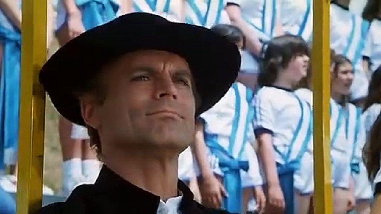 Keiner haut wie Don Camillo | 1983 ‧ Komödie/Action ‧ 2 h 6 min