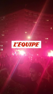 La joie des supporters après la qualification - Foot - C1 - PSG