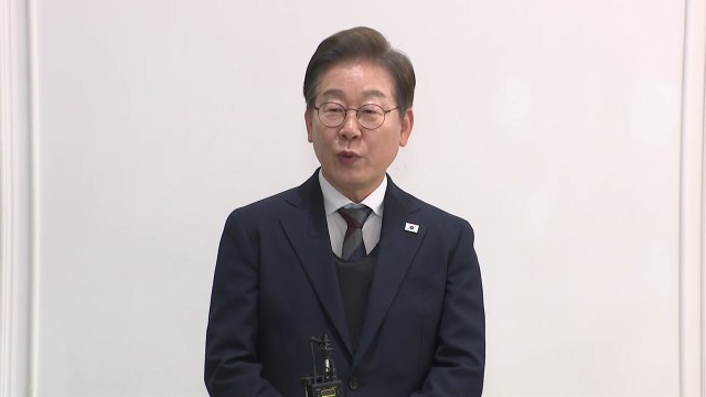 이재명, 경제 행보 재개…정국 현안 질의 응답 / YTN