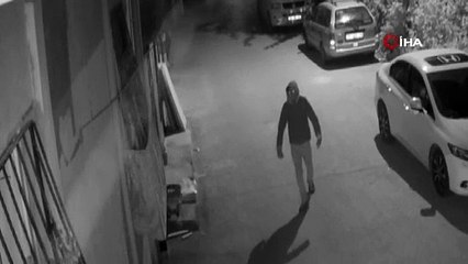 Duvara tırmanıp kablo çaldı! O anlar kamerada