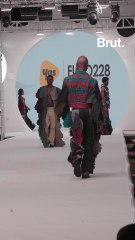 Dans les coulisses d'un défilé de mode avec Helmer Joseph.