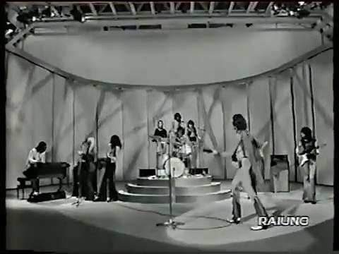 Johnny Hallyday – Whole Lotta Shakin' Goin' On (Live RAI Uno – Teatro 10, 23 Avril 1972)