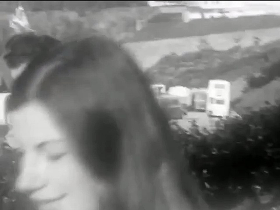 Johnny Hallyday – Johnny Circus à Saint-Lô (Reportage Télé Normandie – 26 Août 1972)