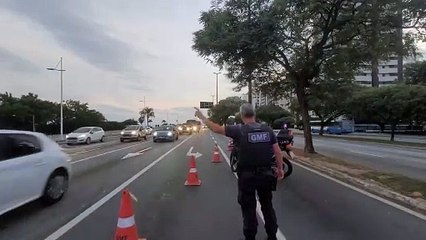 VÍDEO: Furtos de cabos deixam semáforos sem funcionar em Florianópolis