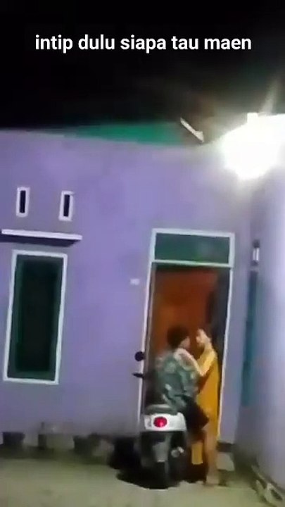 Kalo uda cinta di mna pun jadi
