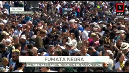 Humo negro, no hay Papa tras segunda votación en el cónclave