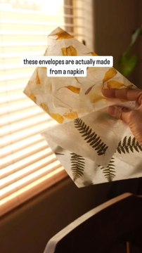 DIY Envelope Tutorial via: @sibsterLearn how to make a cute and easy DIY envelope using napkins! Perfect for letters, gift cards, or adding a handmade touch to your notes.