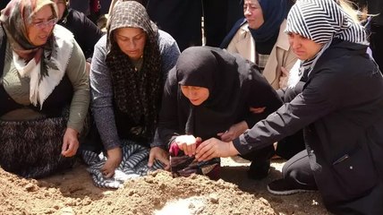 Sivas'ta vahşice katledilen kardeşler son yolculuğuna uğurlandı