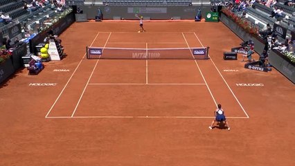 Rome - Swiatek passe facilement