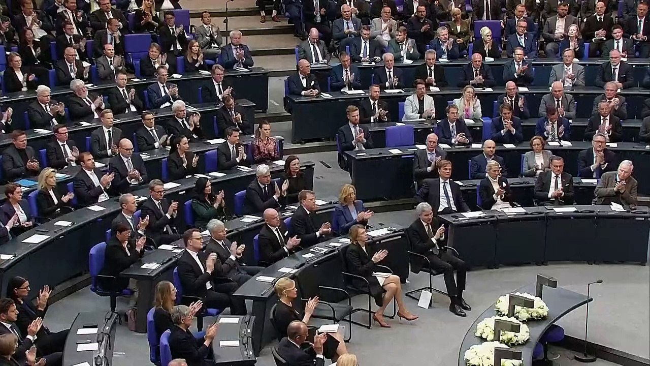 Weltkriegsgedenken: Steinmeier kritisiert 'Geschichtslügen' des Kreml