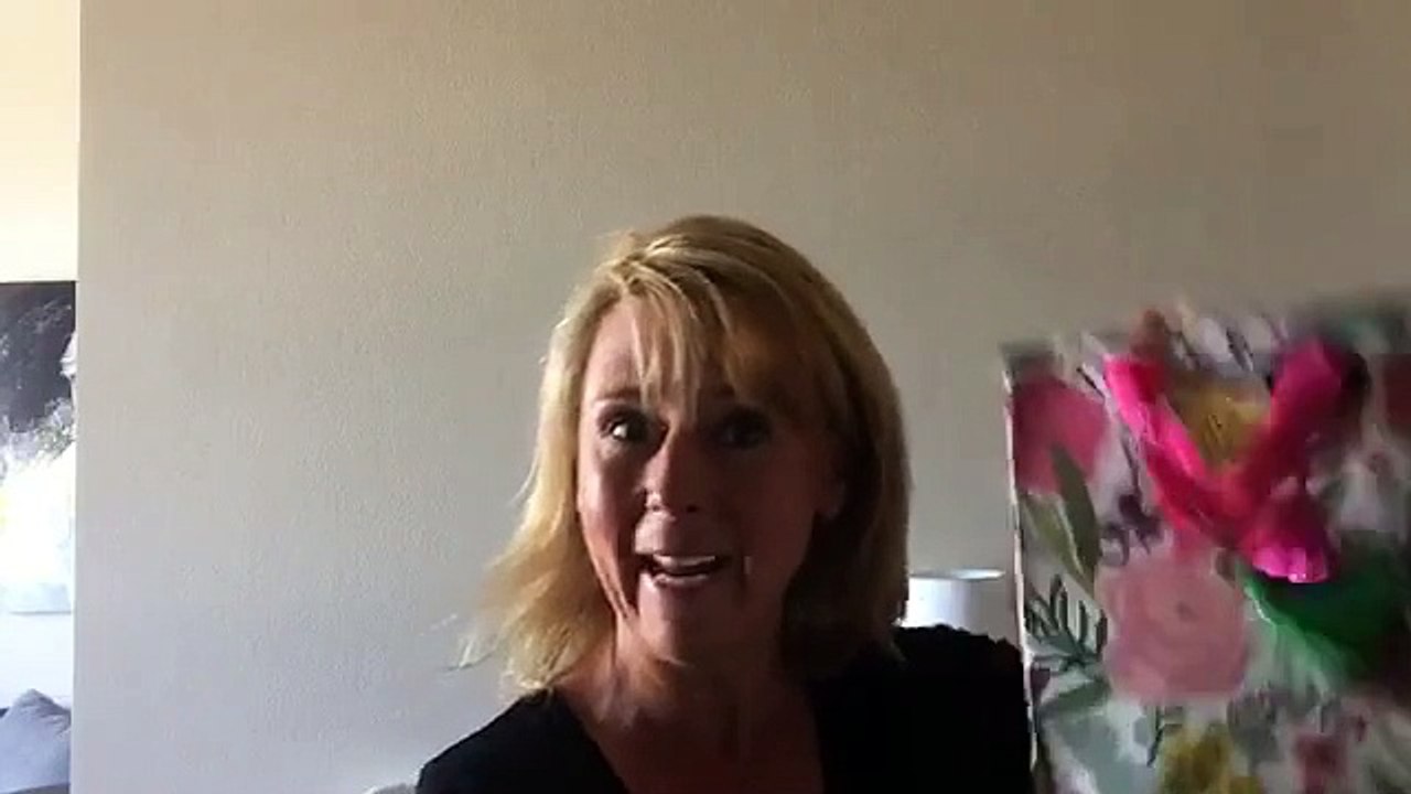 “Winners Announced! 🎉 Your Free 30-Min Consultation with Angela Revealed! 💬✨”