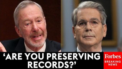 Stephen Lynch Grills Sec. Scott Bessent On His Use Of Signal: 'There Are Serious Consequences...'