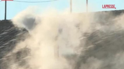 Il video della fumata bianca alla quarta votazione: a Piazza San Pietro esplode il boato dei fedeli